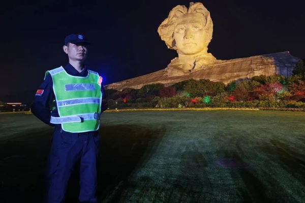 長(zhǎng)沙紅光保安服務(wù)有限公司,長(zhǎng)沙安保服務(wù),長(zhǎng)沙安全服務(wù),長(zhǎng)沙非武裝押運(yùn),勞務(wù)派遣服務(wù) 長(zhǎng)沙紅光保安服務(wù)有限公司,長(zhǎng)沙安保服務(wù),長(zhǎng)沙安全服務(wù),長(zhǎng)沙非武裝押運(yùn),勞務(wù)派遣服務(wù)